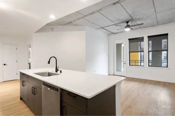 Waterfall kitchen islands*